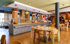 ibis Zürich City West